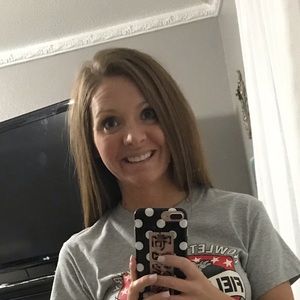 Meet your Posher, Leslie